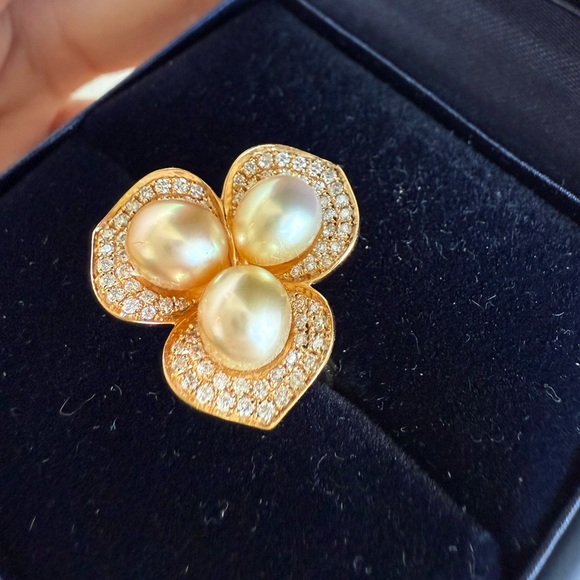 Jewelry - 18K Gold Natural Pearl Natural Diamond Ring